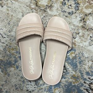 Kaanas x Jessie James Decker slides